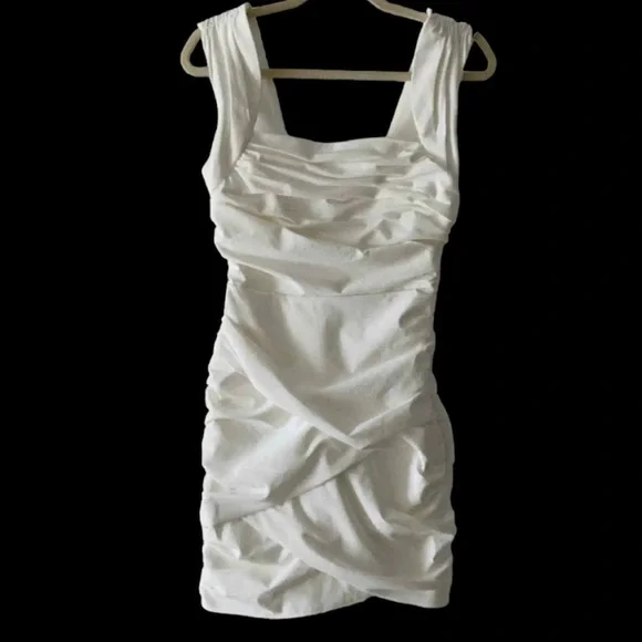 Cinq a Sept Desiree white cocktail dress size 6 - Picture 3 of 7